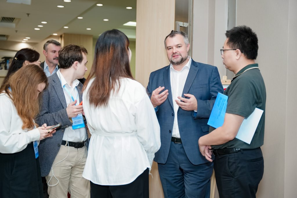 The first BRICS New Era Science and Technology Innovation Incubation Park special project roadshow